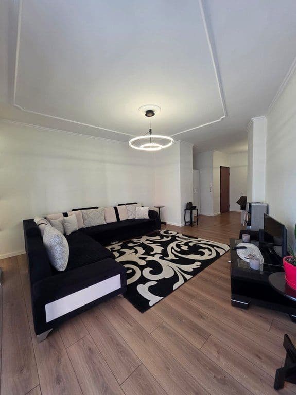 Në shitje, Apartament 2+1+Depo, Rruga e Re, Tiranë 2