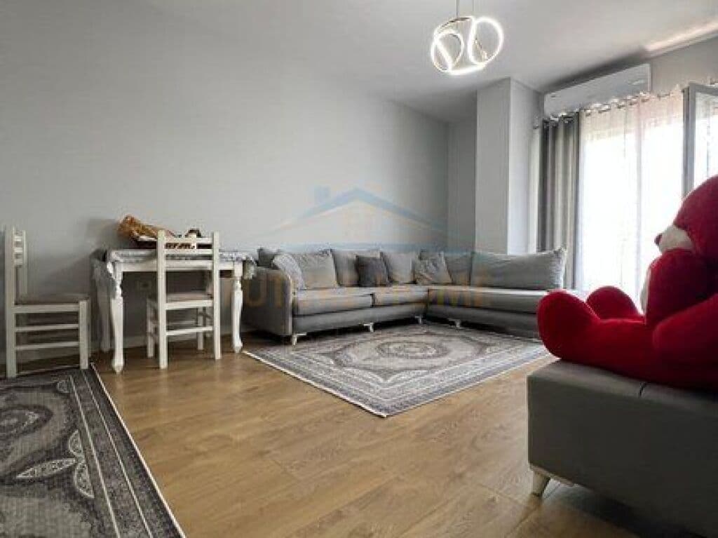 Në shitje, Apartament, 2+1+ Vend Parkimi, Rruga Dibra
