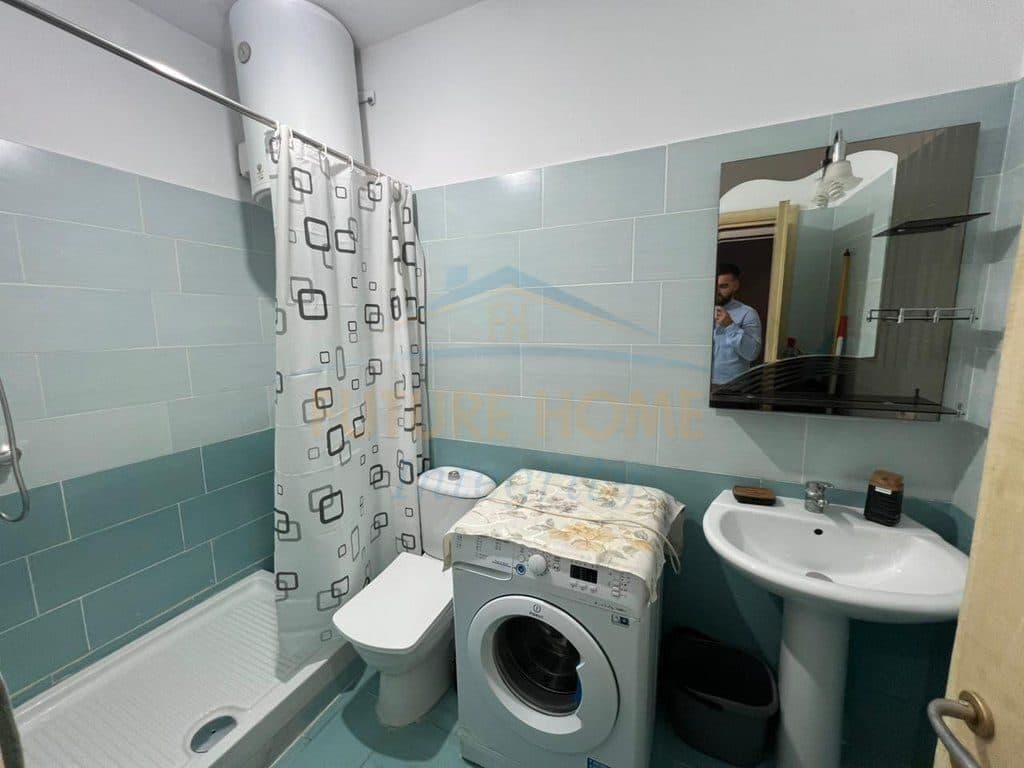 Në shitje, Apartament 1+1, Ish Tregu i Elektricitetit, Tiranë. 2