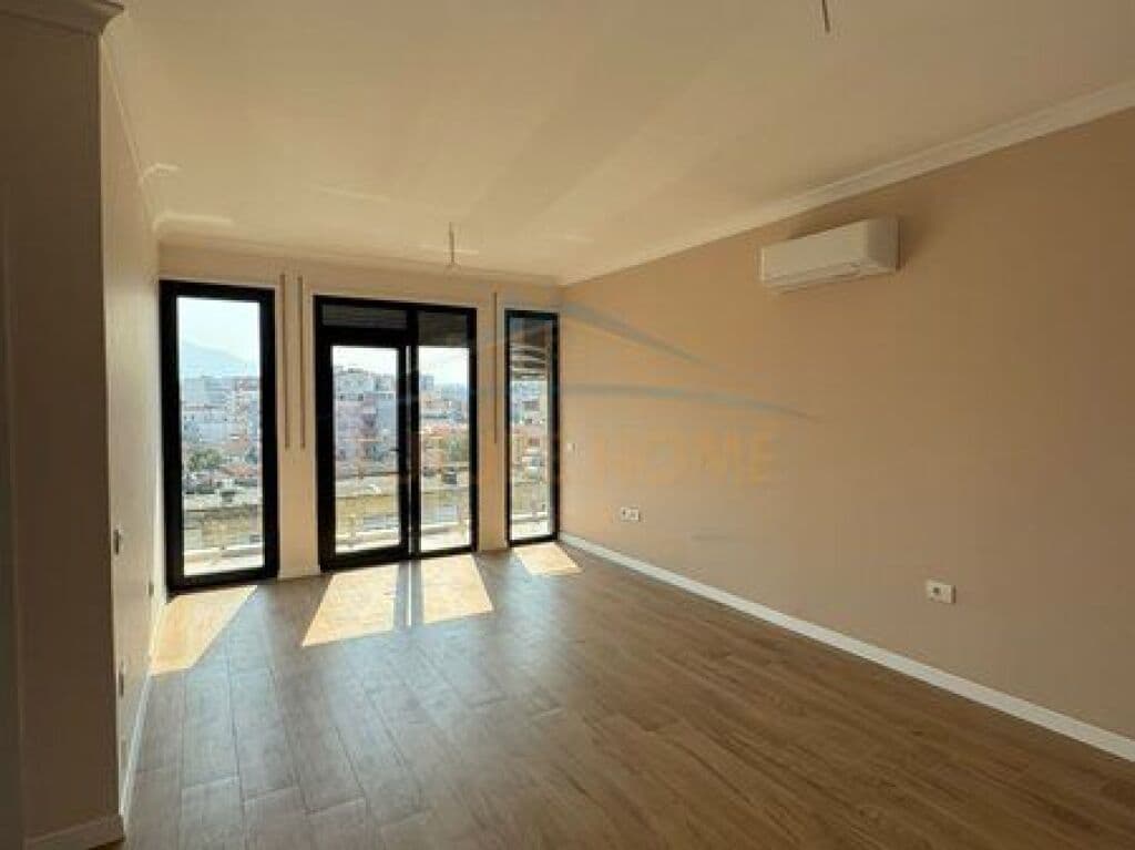 Qira, Apartament 2+1, Rruga Dibra, Tiranë 3