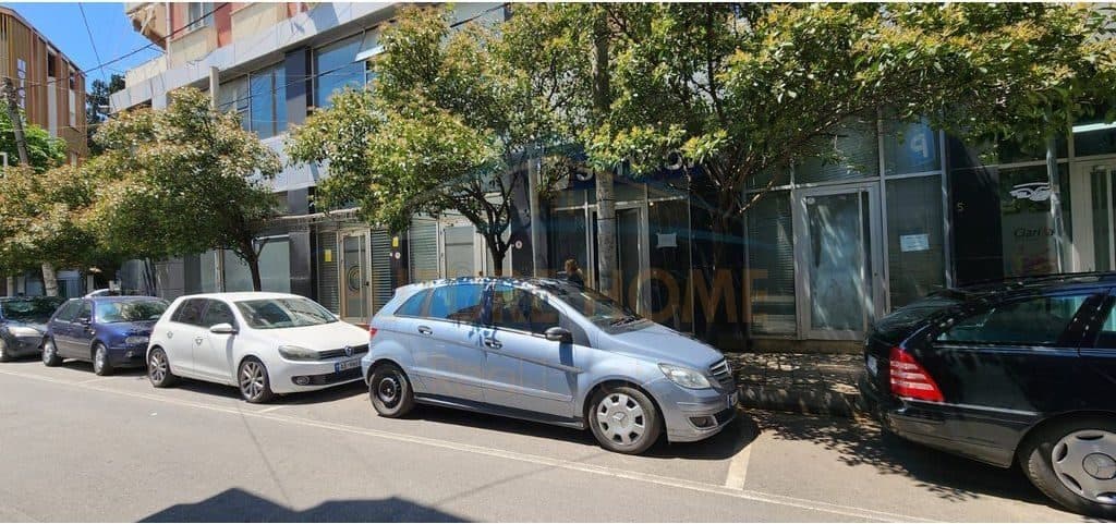 Qira, Hapësirë Biznesi (Duplex), Rruga Barrikadave, Tiranë. 3