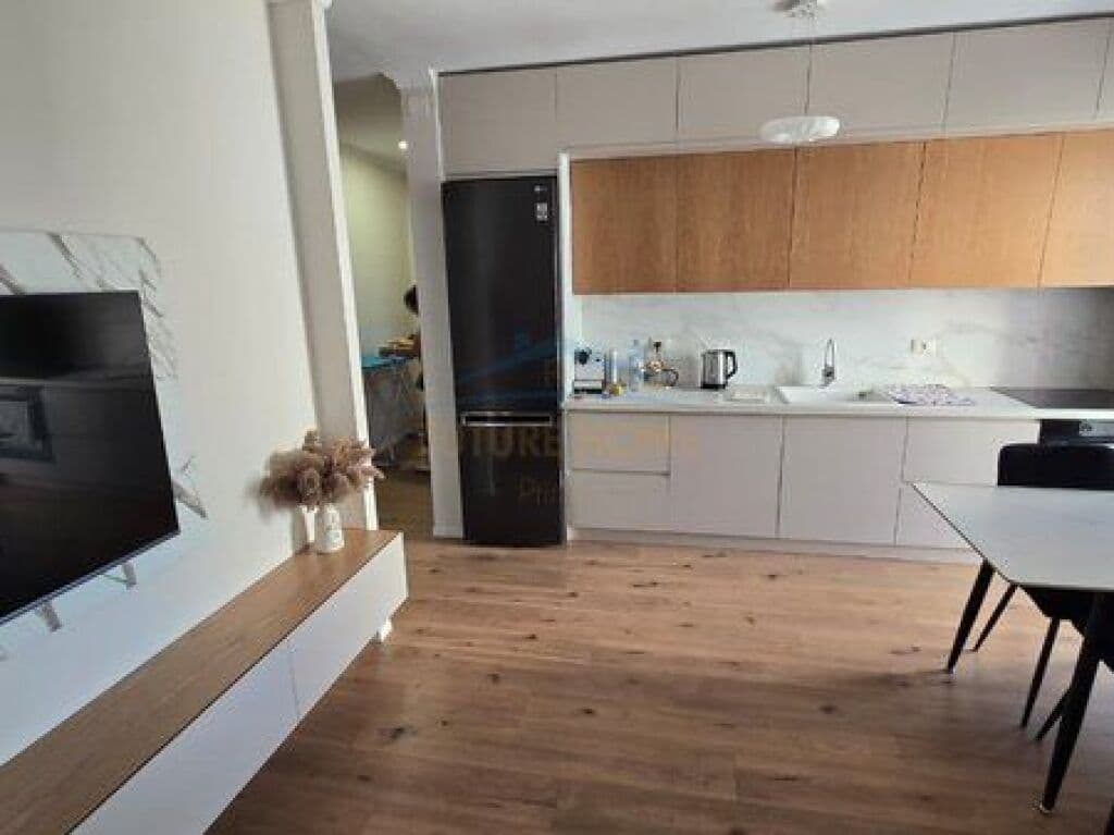 Qira, Apartament 2+1, Rruga Dritan Hoxha, Tiranë 3