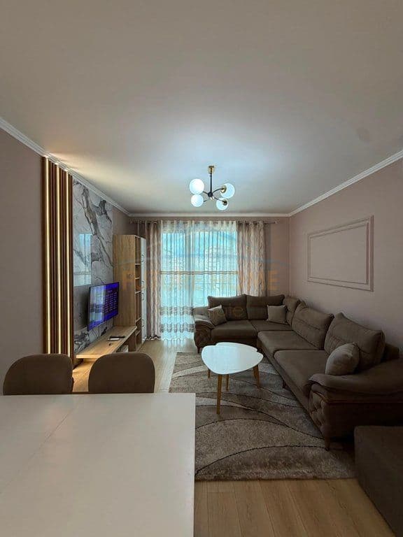 Qira, Apartament 2+1+Vendi për Parkim, Unaza e Re 3