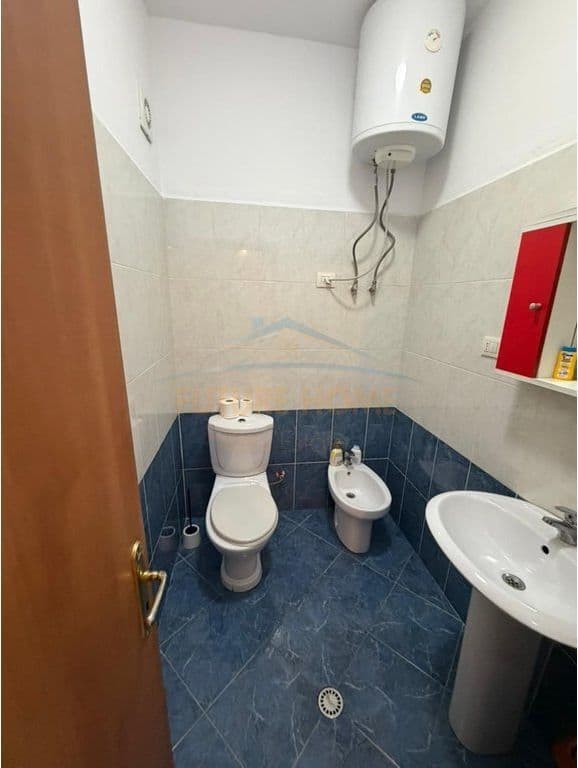 Në shitje, Apartament 2+1+2, Unaza Re 4
