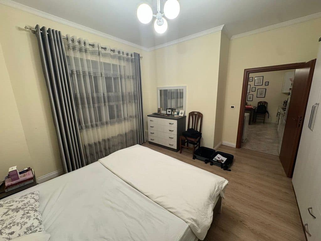 Qera, Vilë, Selvia, Tiranë 4