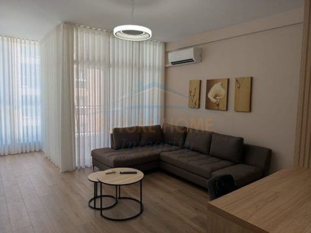 Qira, Apartament 2+1+2+Vend Parkimi, Rruga Jordan Misja, Tiranë. 2