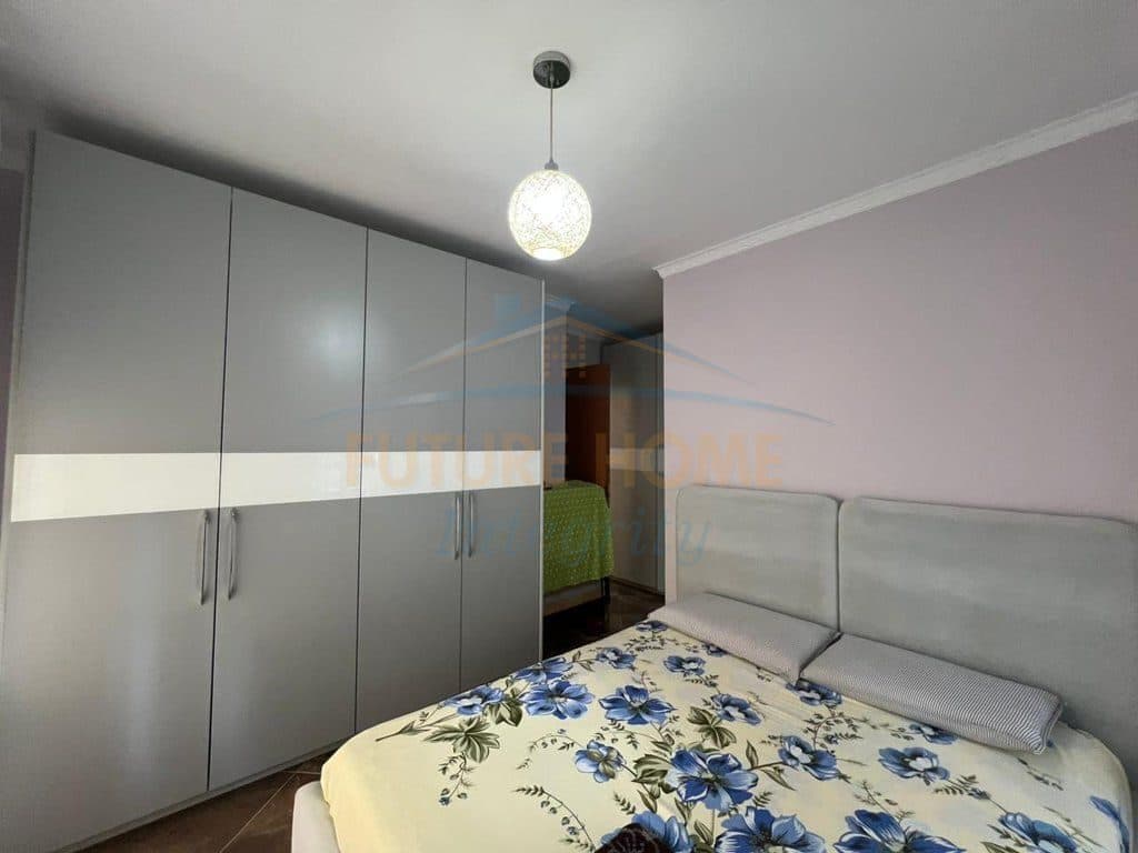 Në shitje, Apartament 2+1+2+Veranda, Liqeni i Thatë, Tiranë. 2