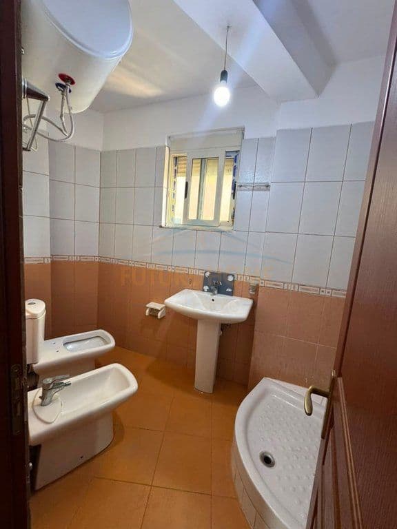 Në shitje, Apartament 1+1, Rruga Shefqet Kuka, Fresk 4