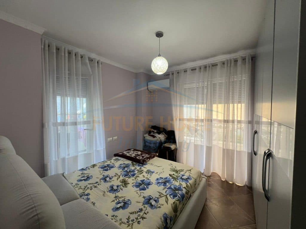 Në shitje, Apartament 2+1+2+Veranda, Liqeni i Thatë, Tiranë. 3