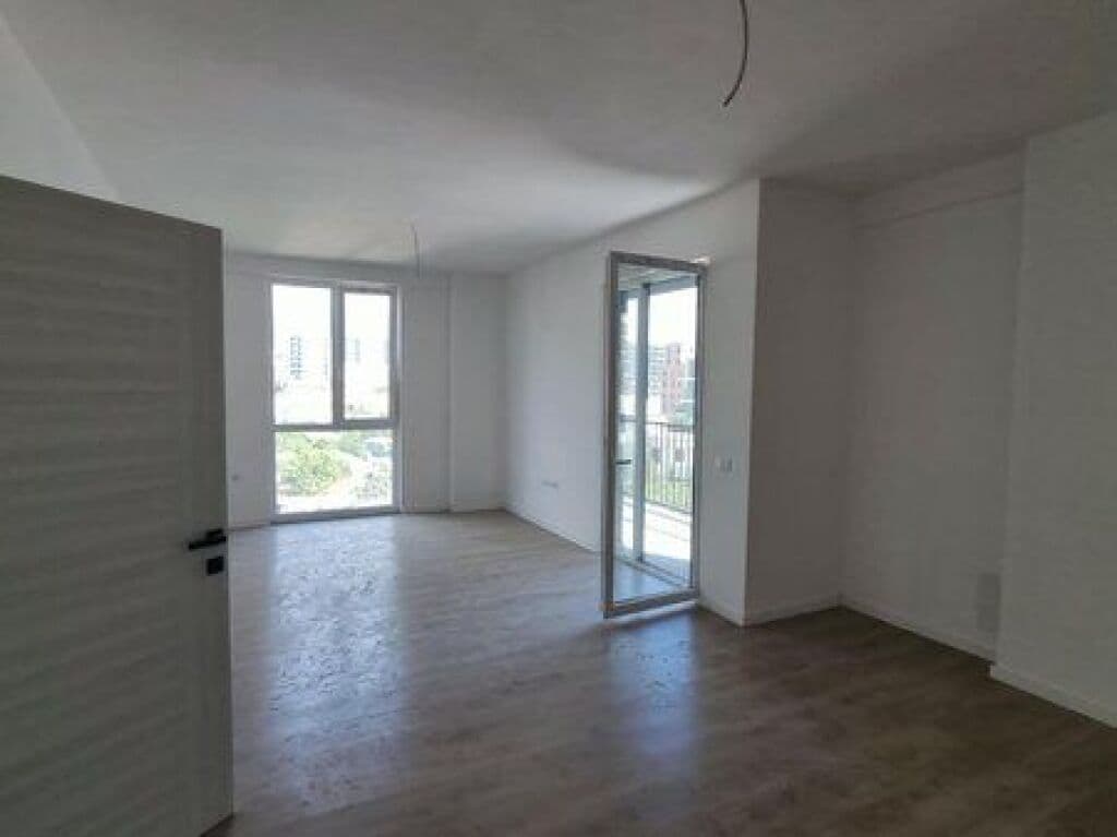 Në shitje, Apartament 2+1+Vend Parkimi, Rezidenca Albulena, Paskuqan. 3