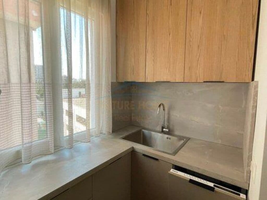 Jepet me qira, Apartament 2+1+2, Medreseja, Rruga e Dibrës 3