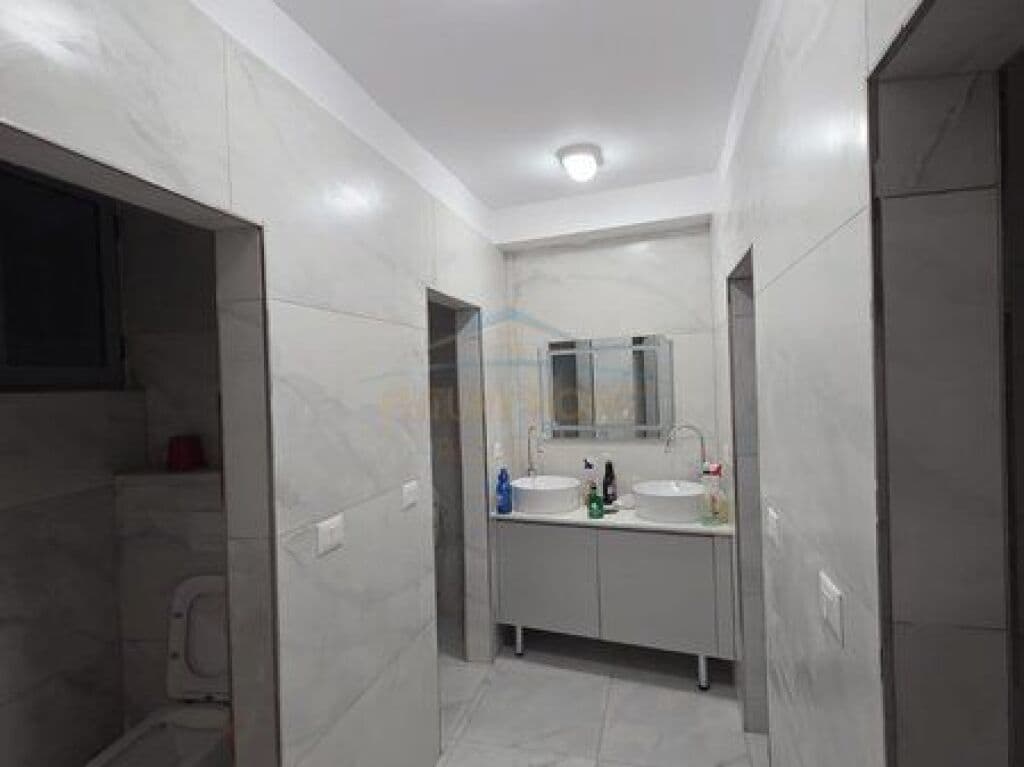 HAPËR KËRKESË KOMERCIALE PËR QIRA – RRUGA JORDAN MISJA 4