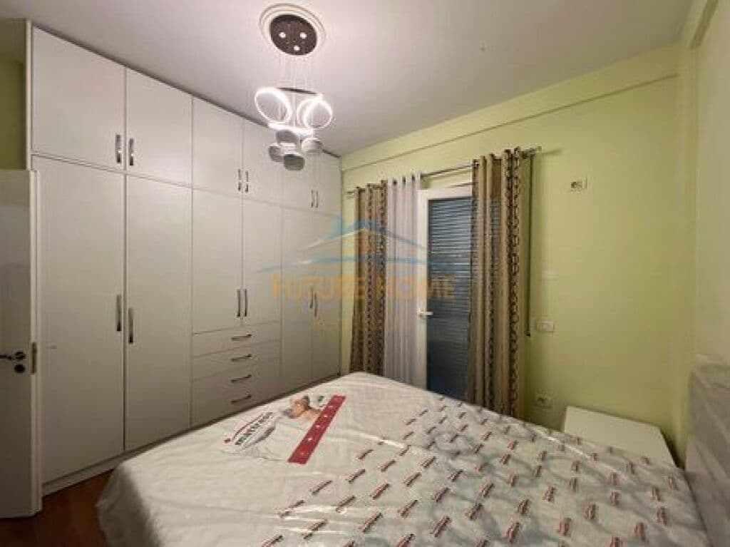 Qira, Apartament 2+1+ Vend Parkimi, Ura e Institutit