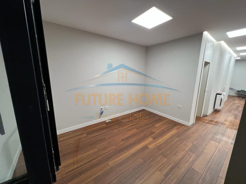 Në shitje, Apartament, Shallvaret 3
