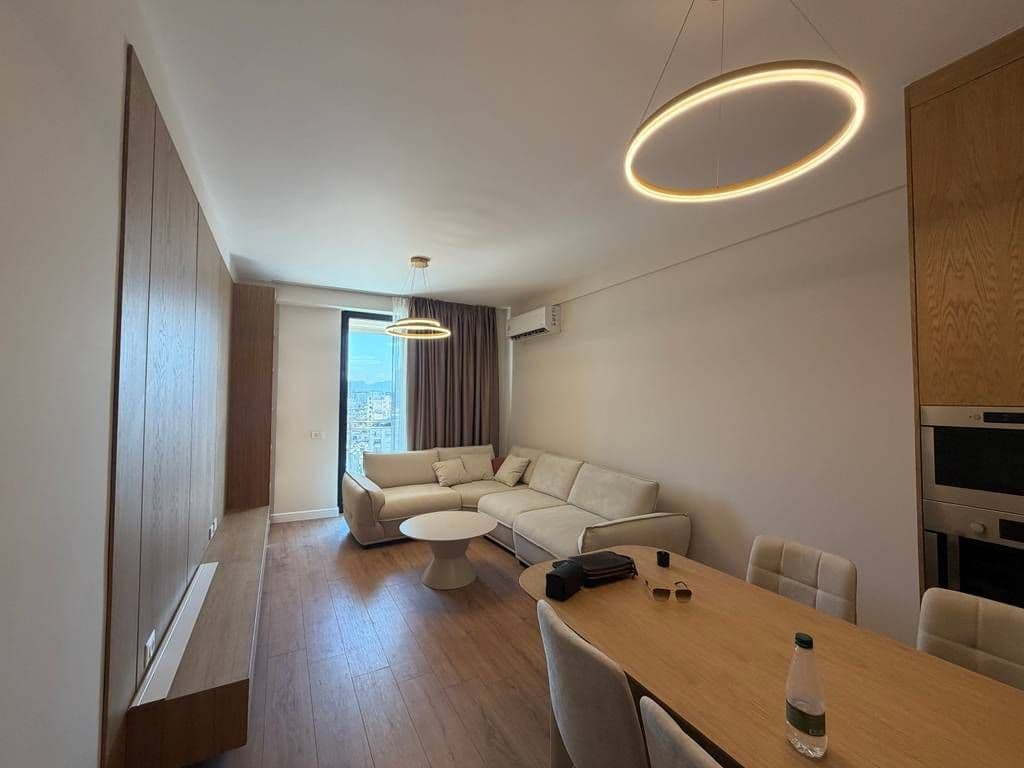 Qira, Apartament 2+1+2, Golden Tower Residence, Tiranë. 3