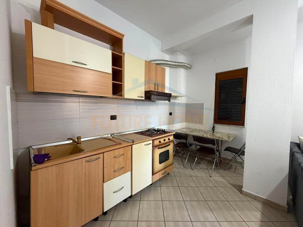 Qira, Apartament 1+1, Rruga Muhamed Gjollesha, Tiranë 3