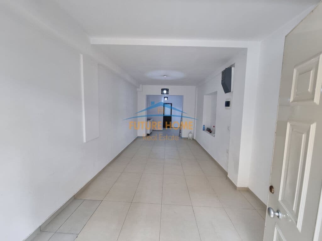 Shitet, Njesi Biznesi, Myslym Shyri, Tirane 2