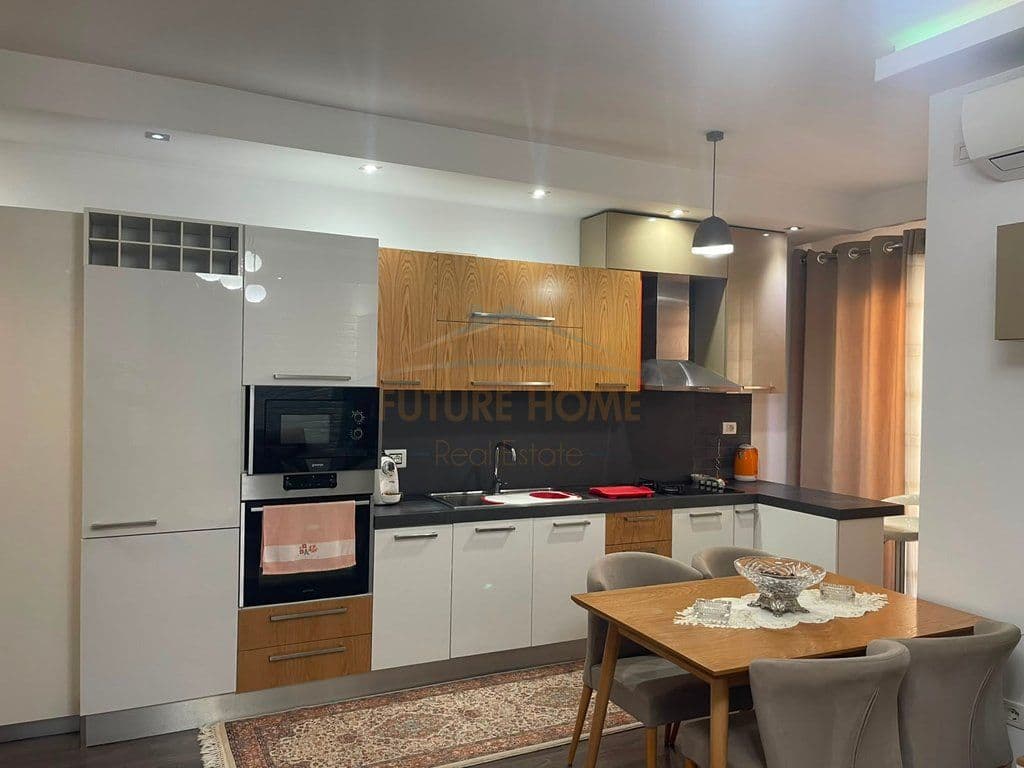 Qira, Apartament 2+1, Yzberisht, Tiranë