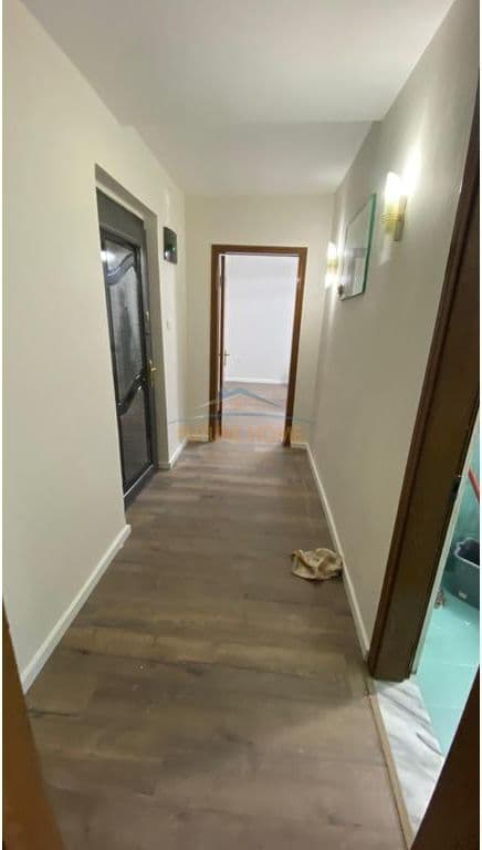 Në shitje, Apartament 2+1, Rruga Bardhyl, Tiranë. 3
