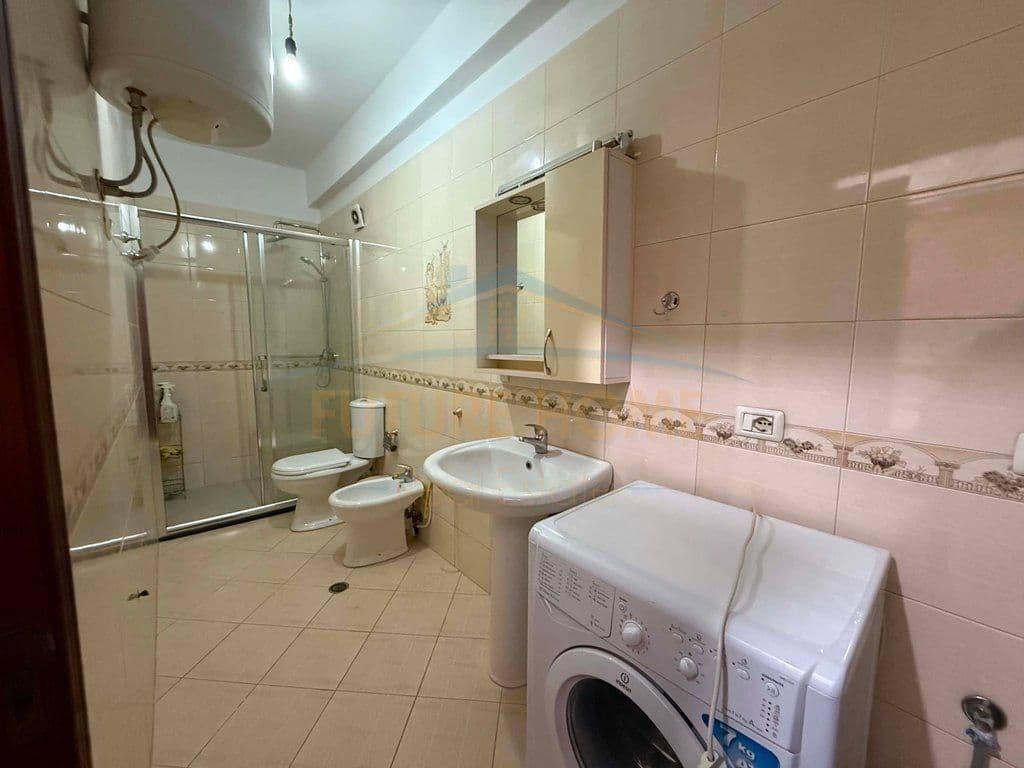 Qira, Apartament 2+1+2, në Unazën e Re, pranë Vilës L 2