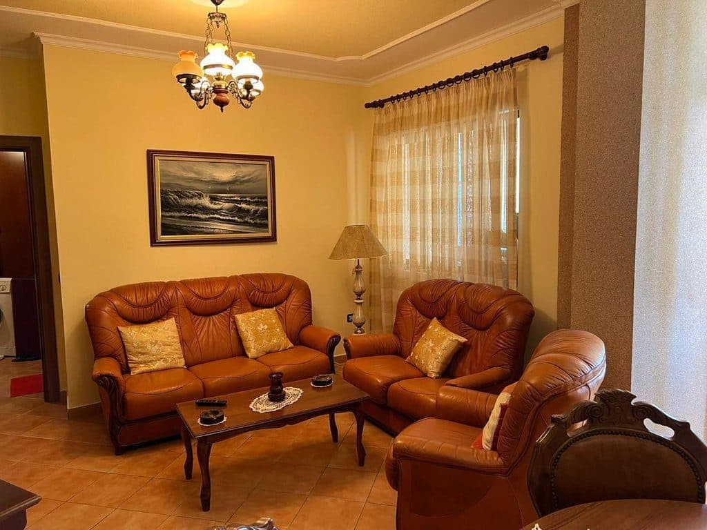 Shitet, Apartament 2+1, Golem 2