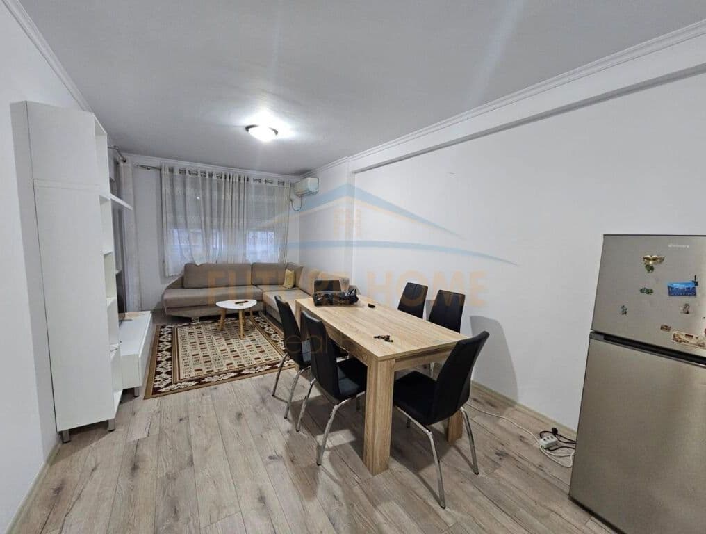 Qira, Apartament 2+1, Kompleksi Kontakt, 21 Dhjetor 2