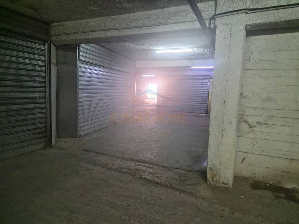 Në shitje, Apartament 3+1+vend parkimi, Myslym Shyri, Tiranë 2