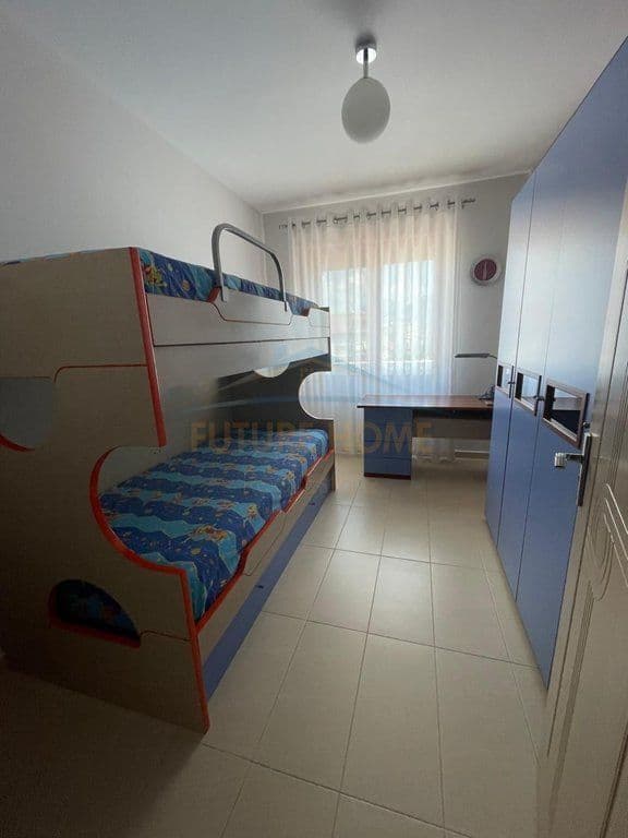 Në shitje, Apartament 2+1+2, Zogu i Zi, Tiranë. 3