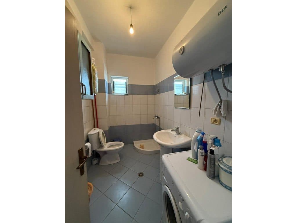 Shitet, Apartament 1+1, Sarande. 4