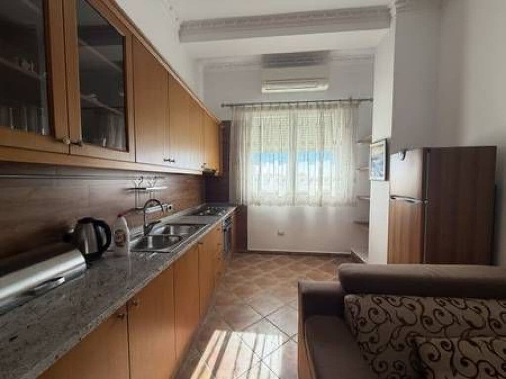 Qira, Apartament 1+1, Bloku i Ambasadave, Tiranë 4