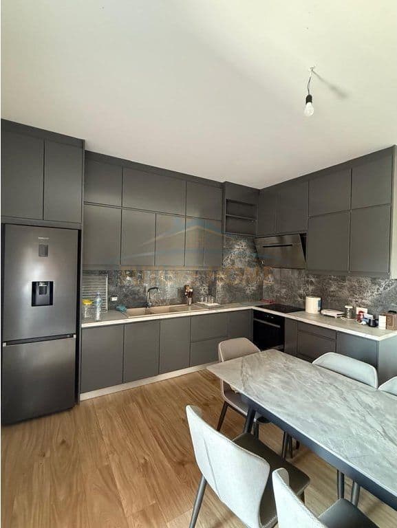 Në shitje, Apartament 1+1, Paskuqan, Tiranë. 2
