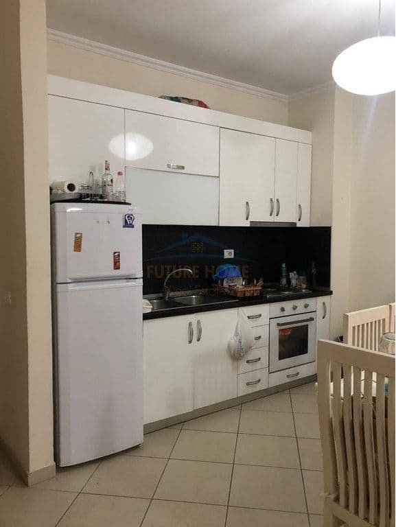 Qira, Apartament 2+1, Astir, Tiranë. 2