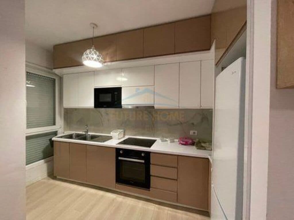 Qira, Apartament 2+1, Rruga 5 Maj, Tiranë 2