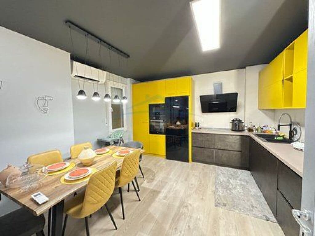 Në shitje, Apartament 2+1, Liqeni i Thatë, Tiranë 2