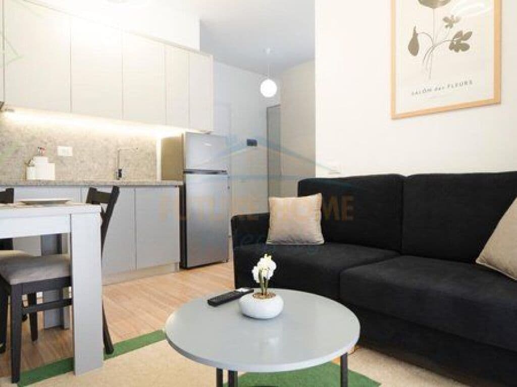 Në shitje, Apartament studio, Kompleksi Mangalem, Tiranë. 3