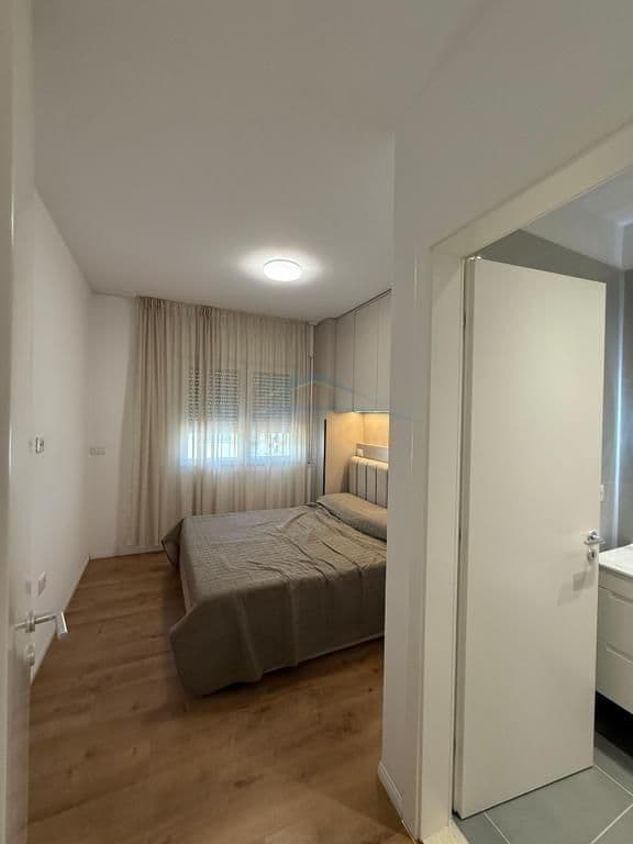 Në shitje, Apartament 2+1+2, Kodra e Diellit, Tiranë. 4