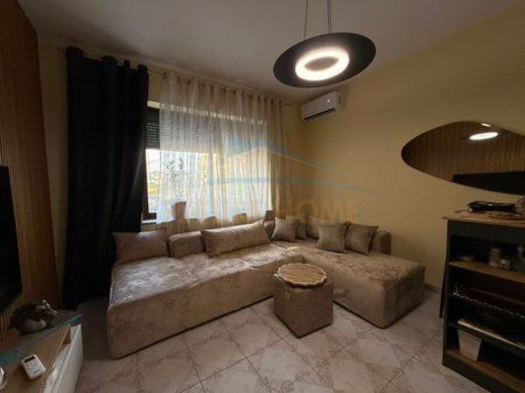 Qira, Apartament 1+1, Laprakë, Tiranë