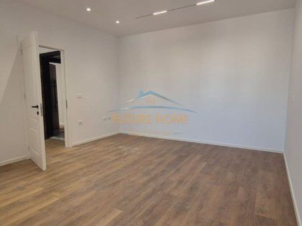 Në shitje, Apartament 2+1+2, Rruga Fadil Bodinaku, Tiranë 1