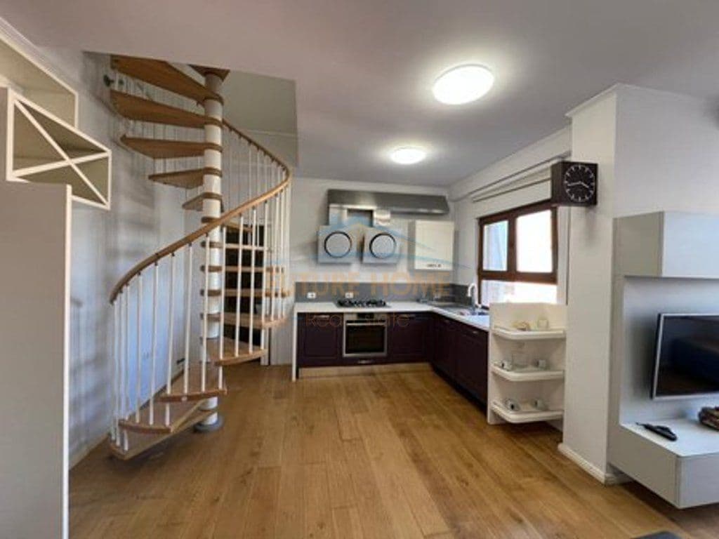 Qira, Duplex + Vend Parkimi, Liqeni i Thate, Tiranë