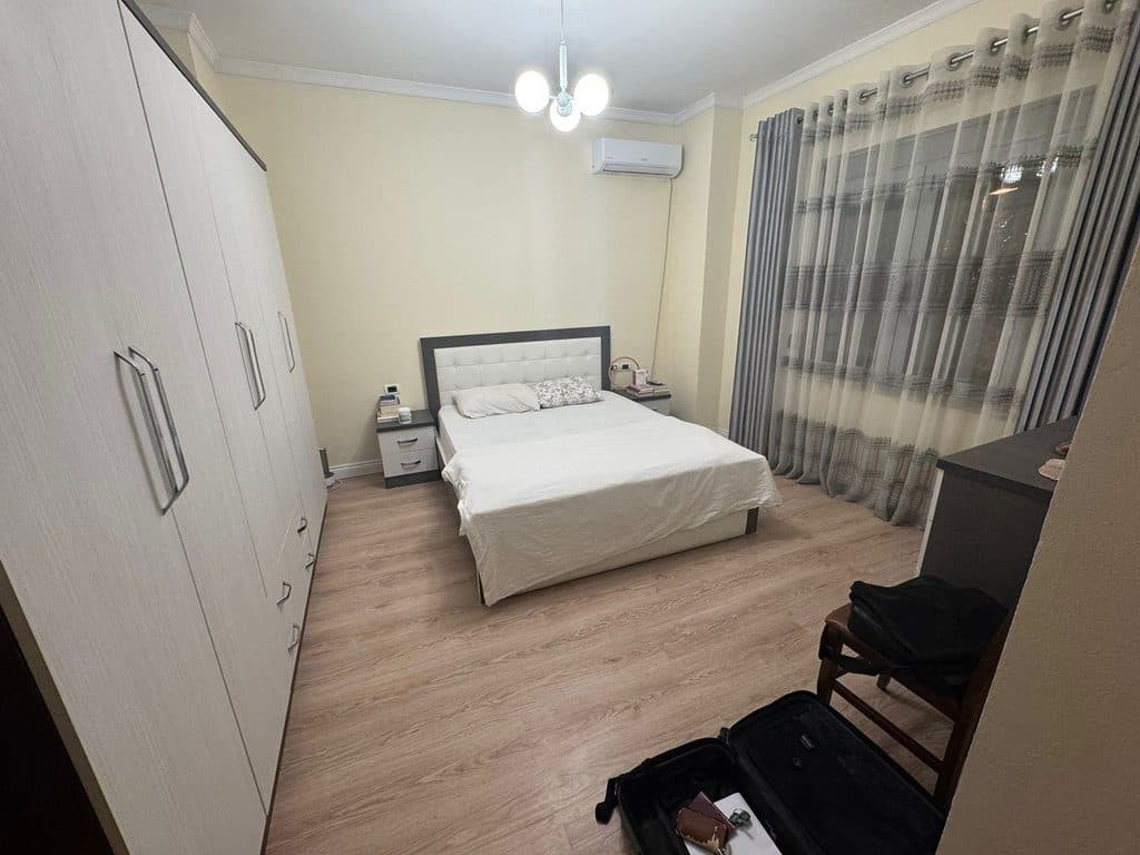 Qera, Vilë, Selvia, Tiranë 3