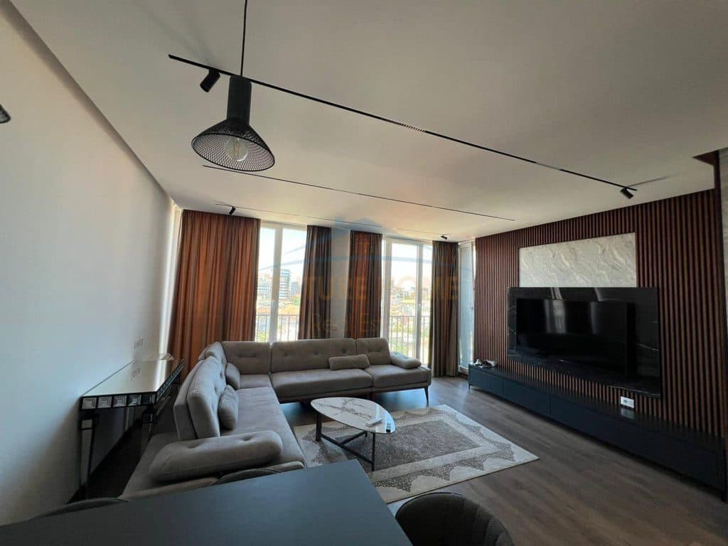 Qira, Apartament 1+1+Vendi i Parkimit, Rruga Riza Cerova 2