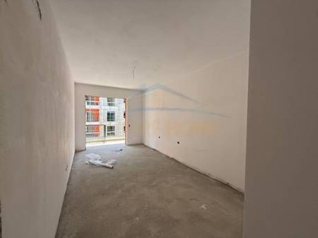 Në shitje, Apartament 2 + 1 + 2, Space City, Paskuqan 3
