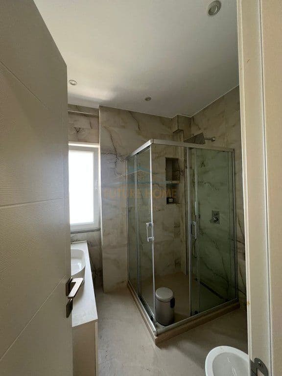 Në shitje, Apartament 2+1+2+ Depo, Rruga Bill Klinton, Tiranë 4