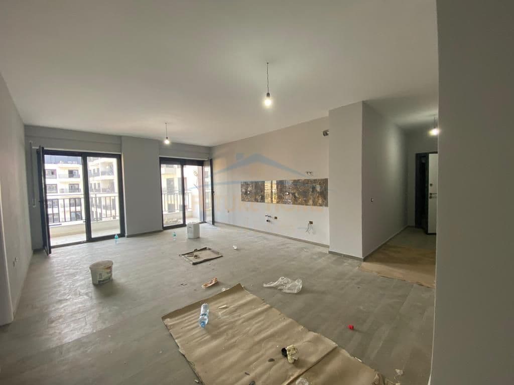 Qira, Apartament 3+1+2, Kompleksi Ndregjoni, Tiranë 3