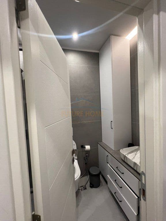 Në shitje, Apartament 2+1+2+ Depo, Rruga Bill Klinton, Tiranë 2
