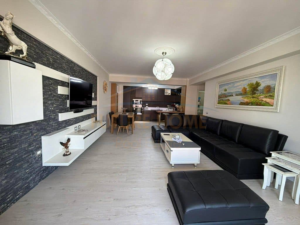 Në shitje, Apartament 2+1+2 + Vend Parkimi, Kompleksi Malajzjan