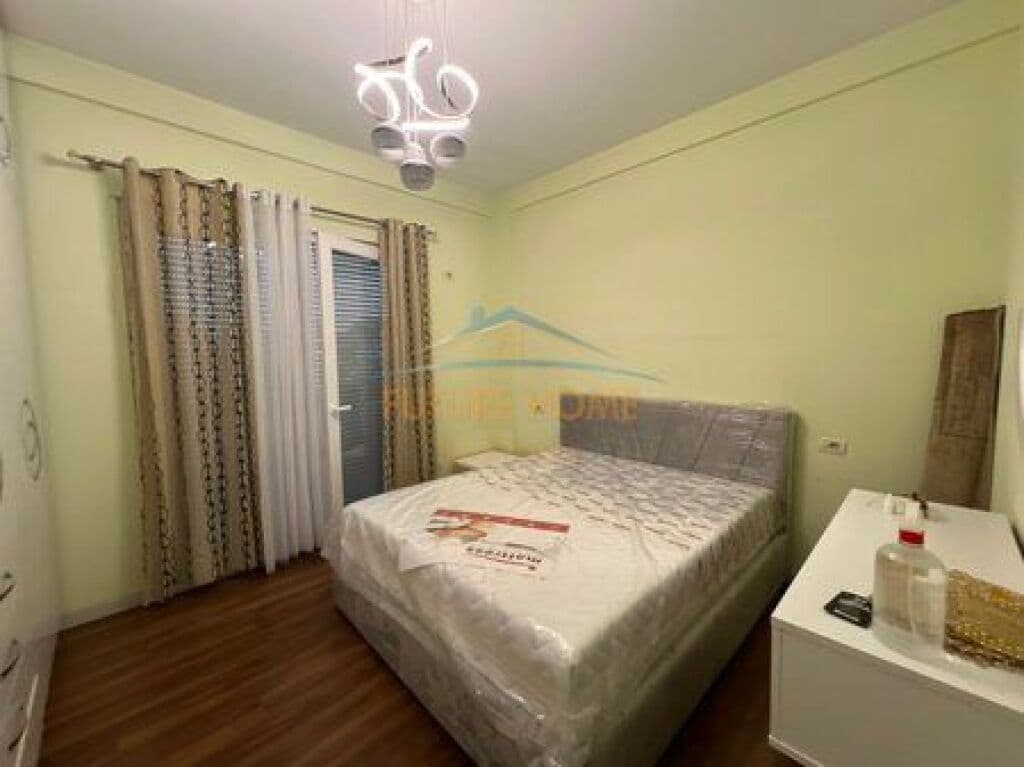 Qira, Apartament 2+1+ Vend Parkimi, Ura e Institutit