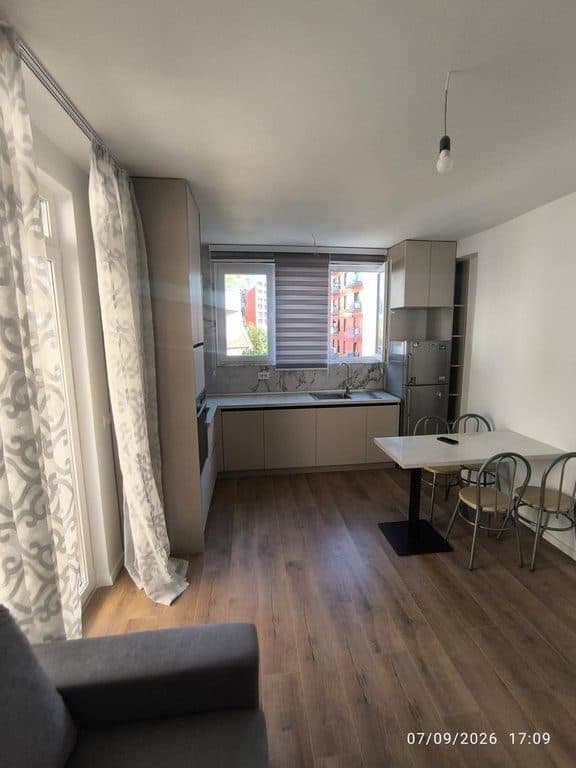 Jepet me qira Apartament 1+1, Stadiumi Dinamo, Tiranë. 4