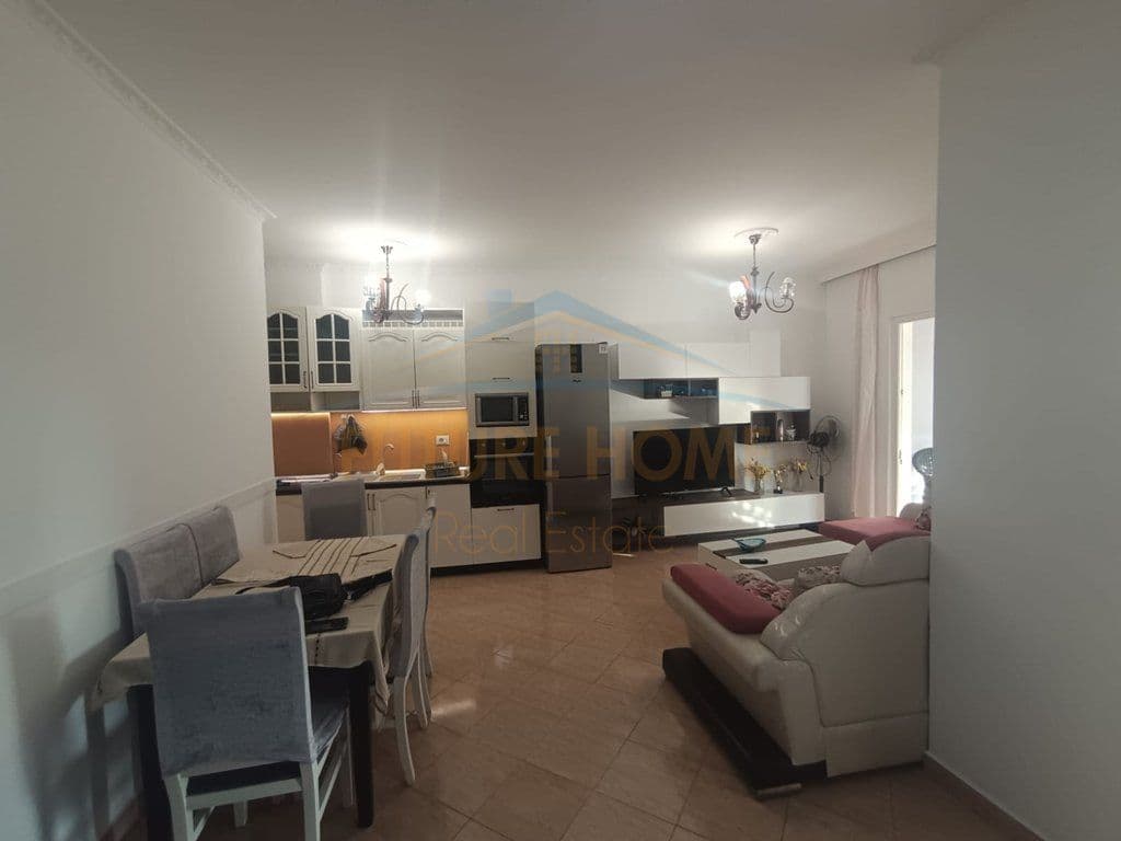 Në shitje, Apartament 1+1, Rruga e Re, Tiranë 4