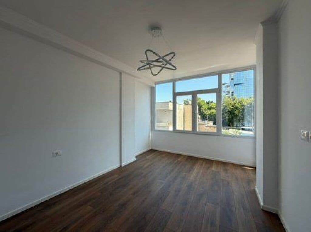 Në shitje, Apartament 1+1, Rruga Dritan Hoxha, Tiranë.